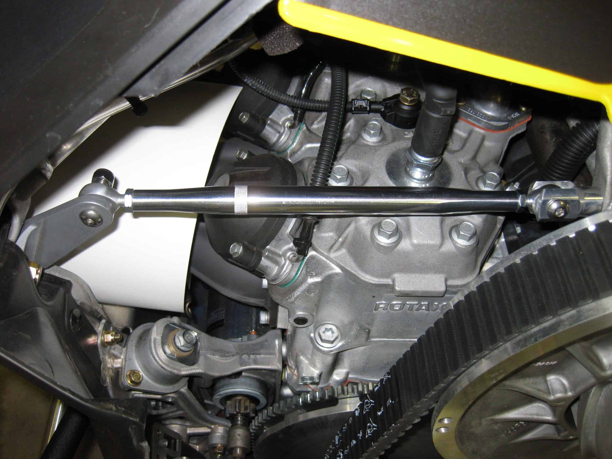 Skidoo XP/XS/XM Chassis Support Brace